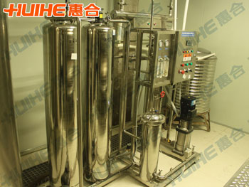 反滲透機(jī)組 查看反滲透機(jī)組實(shí)際圖片