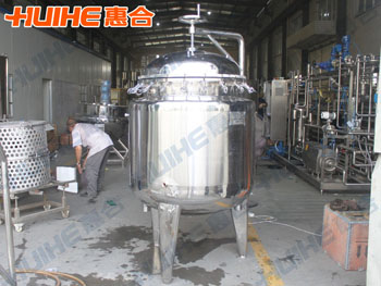 精美展示立式骨頭湯蒸煮鍋實拍圖,讓客戶更直觀的了解我們的產品!