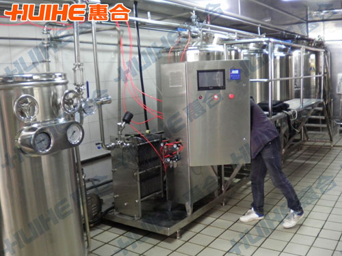 江蘇南通1500L全自動CIP清洗系統調試現場圖2