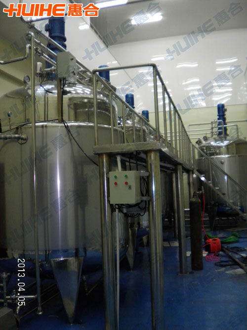 湖北花果山不銹鋼攪拌罐實(shí)體圖3